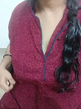 Snapshot of tami_lavanya chatting on June 1, 2:28 pm tami lavanya online show from June 1, 2:28 pm