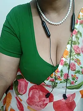 Snapshot of tami_lavanya chatting on May 31, 8:53 am tami lavanya online show from May 31, 8:53 am