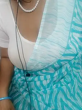 Snapshot of tami_lavanya chatting on February 14, 9:20 am tami lavanya online show from February 14, 9:20 am