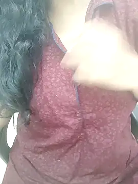 tami lavanya online show from December 17, 5:40 pm