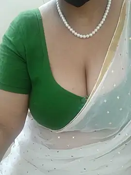 Snapshot of tami_lavanya chatting on May 17, 2:22 am tami lavanya online show from May 17, 2:22 am