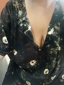 tami lavanya online show from November 1, 3:46 am