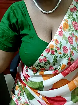Snapshot of tami_lavanya chatting on September 17, 4:20 pm tami lavanya online show from September 17, 4:20 pm