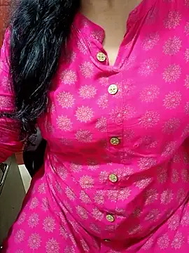 Snapshot of tami_lavanya chatting on September 15, 9:54 am tami lavanya online show from September 15, 9:54 am