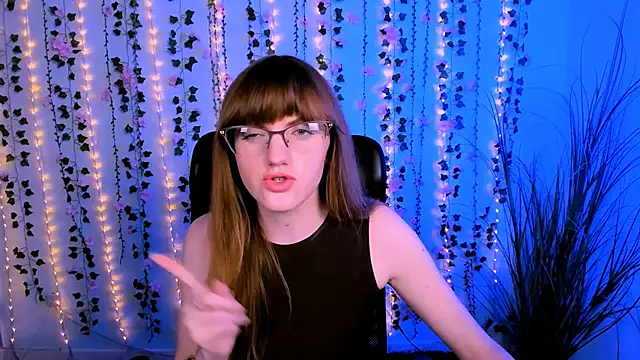 ava mystic  online show from October 13, 9:05 pm