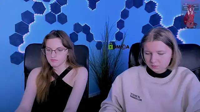 Snapshot of ava_mystic_ chatting on February 17, 8:17 pm ava mystic online show from February 17, 8:17 pm