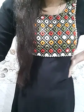 Aarti-kumri online show from February 11, 6:52 pm