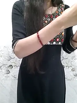 Aarti-kumri online show from February 20, 6:10 am