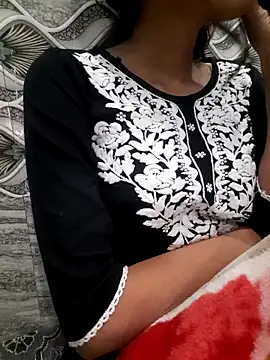 Snapshot of Aarti-kumri chatting on November 12, 3:49 pm Aarti-kumri online show from November 12, 3:49 pm