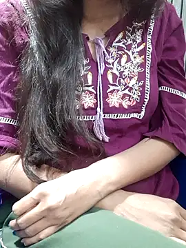 Snapshot of Aarti-kumri chatting on November 6, 3:16 pm Aarti-kumri online show from November 6, 3:16 pm