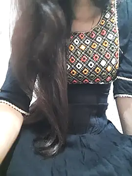 Aarti-kumri online show from April 17, 6:55 pm