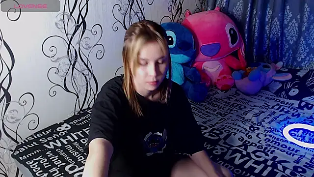 RoyAngela online show from September 25, 9:32 pm