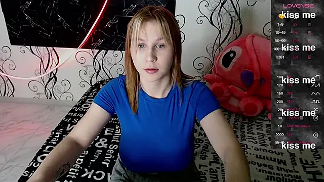 RoyAngela online show from October 16, 4:04 pm