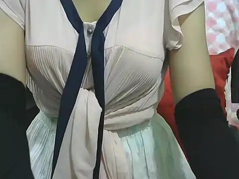 Snapshot of sheetal-sheetal95 chatting on September 18, 12:41 pm sheetal-sheetal95 online show from September 18, 12:41 pm