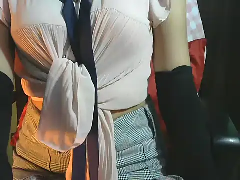 sheetal-sheetal95 online show from January 8, 4:35 pm