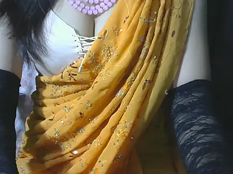 Snapshot of sheetal-sheetal95 chatting on June 6, 5:51 pm sheetal-sheetal95 online show from June 6, 5:51 pm