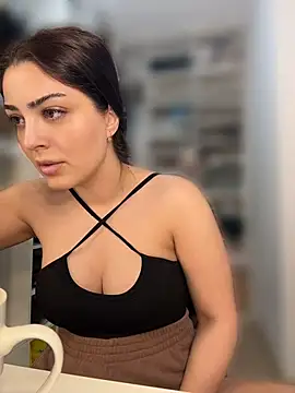 Snapshot of Lexi_Storm chatting on June 6, 8:52 am Lexi Storm online show from June 6, 8:52 am