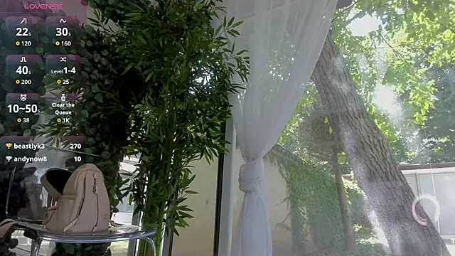Snapshot of Lexi_Storm chatting on June 27, 12:22 pm Lexi Storm online show from June 27, 12:22 pm
