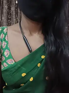 Snapshot of kavya-telugu84 chatting on June 7, 10:04 pm kavya-telugu84 online show from June 7, 10:04 pm