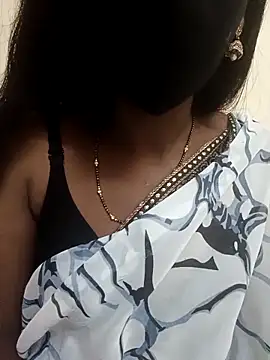 Snapshot of kavya-telugu84 chatting on September 23, 1:34 am kavya-telugu84 online show from September 23, 1:34 am
