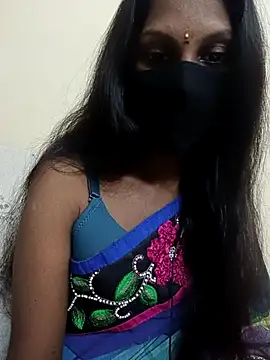 Snapshot of kavya-telugu84 chatting on October 13, 6:53 pm kavya-telugu84 online show from October 13, 6:53 pm