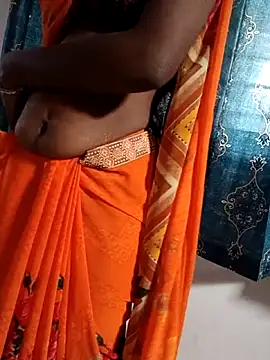 Snapshot of kavya-telugu84 chatting on November 22, 2:54 am kavya-telugu84 online show from November 22, 2:54 am