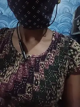Snapshot of kavya-telugu84 chatting on July 17, 1:30 pm kavya-telugu84 online show from July 17, 1:30 pm