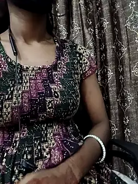 kavya-telugu84 online show from May 18, 11:53 pm