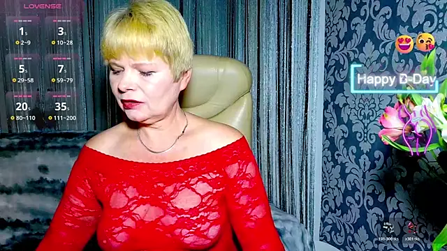 Snapshot of Tess_Terners chatting on October 29, 4:39 pm Tess Terners online show from October 29, 4:39 pm