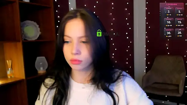 Snapshot of amanda-miki chatting on December 16, 2:21 pm amanda-miki online show from December 16, 2:21 pm