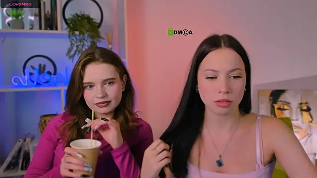 Snapshot of amanda-miki chatting on September 26, 7:21 pm amanda-miki online show from September 26, 7:21 pm