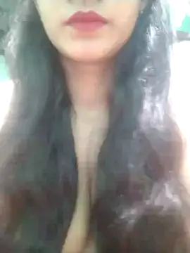 Snapshot of BerryOnFire chatting on October 18, 7:54 am BerryOnFire online show from October 18, 7:54 am