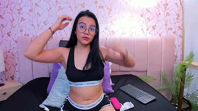 ariannaliss online show from October 9, 12:17 pm
