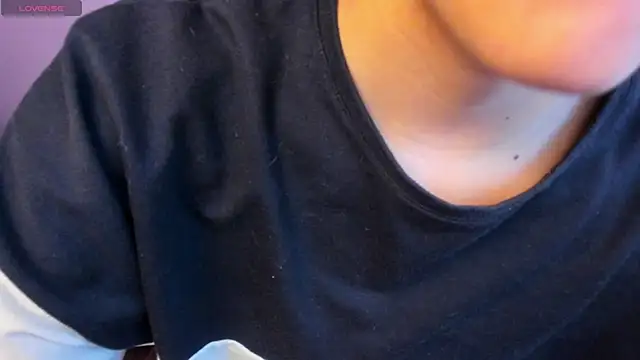 Snapshot of ariannaliss chatting on November 20, 6:30 pm ariannaliss online show from November 20, 6:30 pm