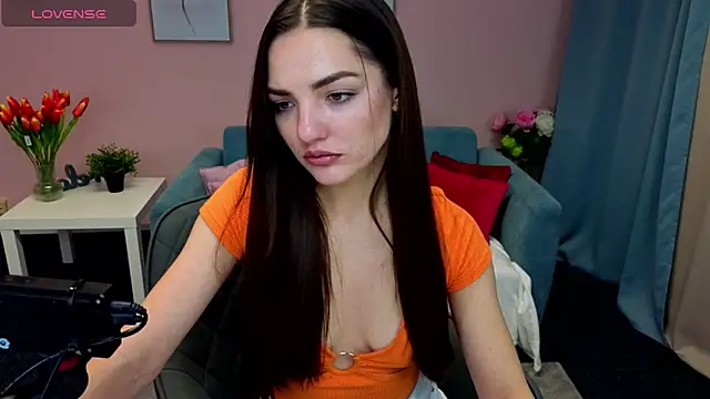 MyEllaLuvs online show from October 15, 8:17 pm