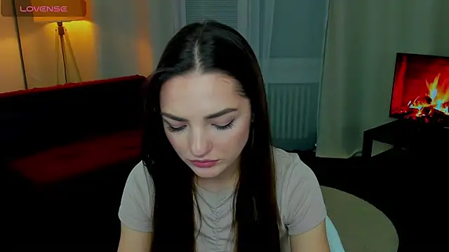 MyEllaLuvs online show from October 13, 8:21 pm
