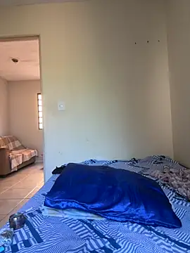 Snapshot of mermaidblue chatting on November 25, 12:05 pm mermaidblue online show from November 25, 12:05 pm