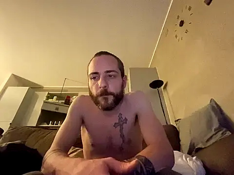 Baldassarre1990 online show from November 20, 12:22 am