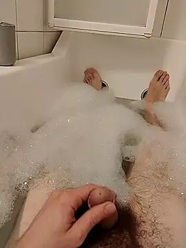 Baldassarre1990 online show from November 6, 10:36 pm