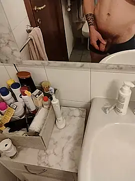 Baldassarre1990 online show from November 2, 10:48 pm