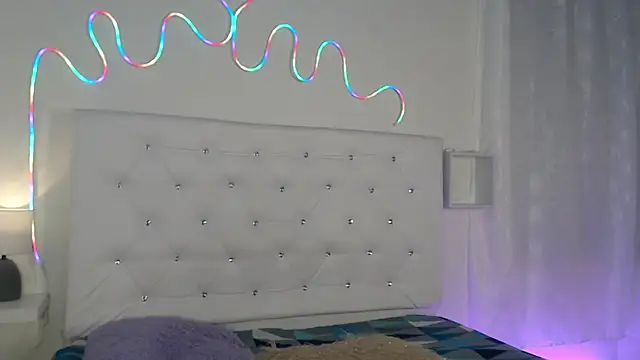 Snapshot of tatixxxvega chatting on October 6, 1:23 pm tatixxxvega online show from October 6, 1:23 pm
