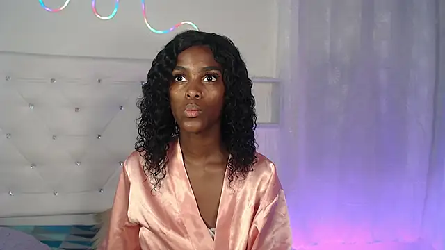Snapshot of tatixxxvega chatting on October 11, 1:34 pm tatixxxvega online show from October 11, 1:34 pm