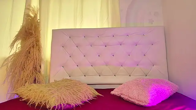 tatixxxvega online show from March 6, 12:55 pm