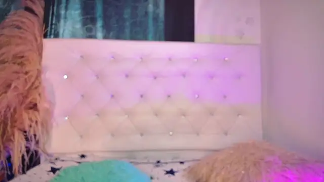 tatixxxvega online show from May 6, 6:23 pm