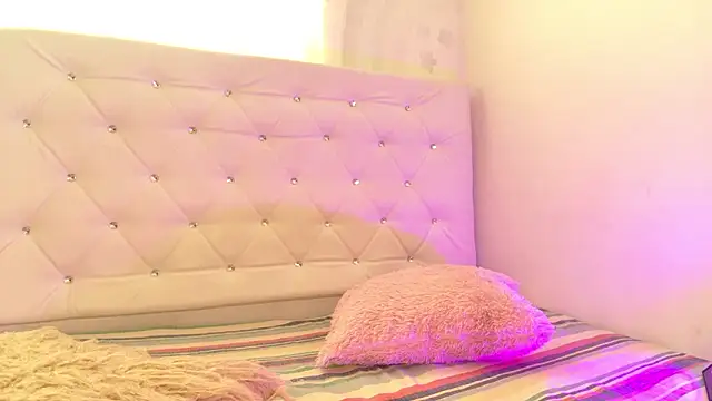 tatixxxvega online show from March 12, 1:37 pm