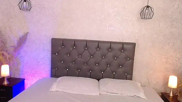 Serena Houstonn online show from May 4, 10:29 am