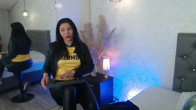 Snapshot of Serena_Houstonn chatting on July 3, 10:44 am Serena Houstonn online show from July 3, 10:44 am