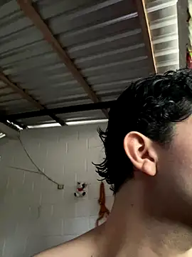 Axel-Mejia online show from January 5, 7:50 pm