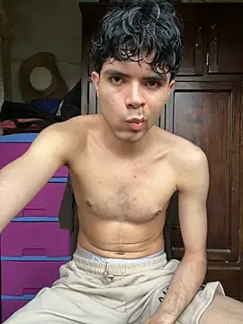 Axel-Mejia online show from November 16, 8:57 pm