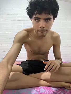 Axel-Mejia online show from October 11, 3:35 pm